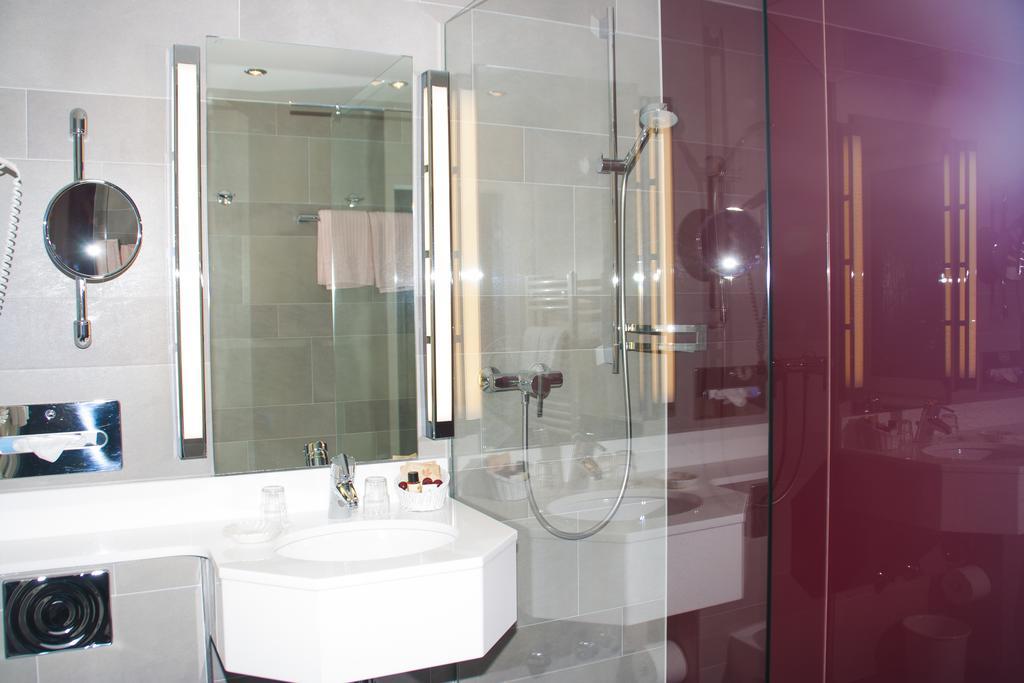 Hotel Zum Adler Bonn Ngoại thất bức ảnh