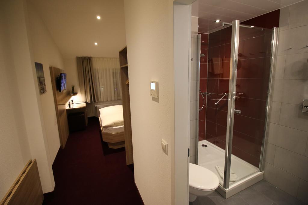 Hotel Zum Adler Bonn Ngoại thất bức ảnh