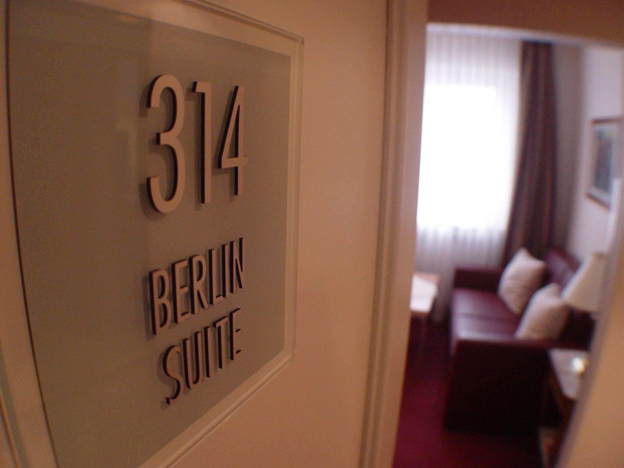 Hotel Zum Adler Bonn Ngoại thất bức ảnh