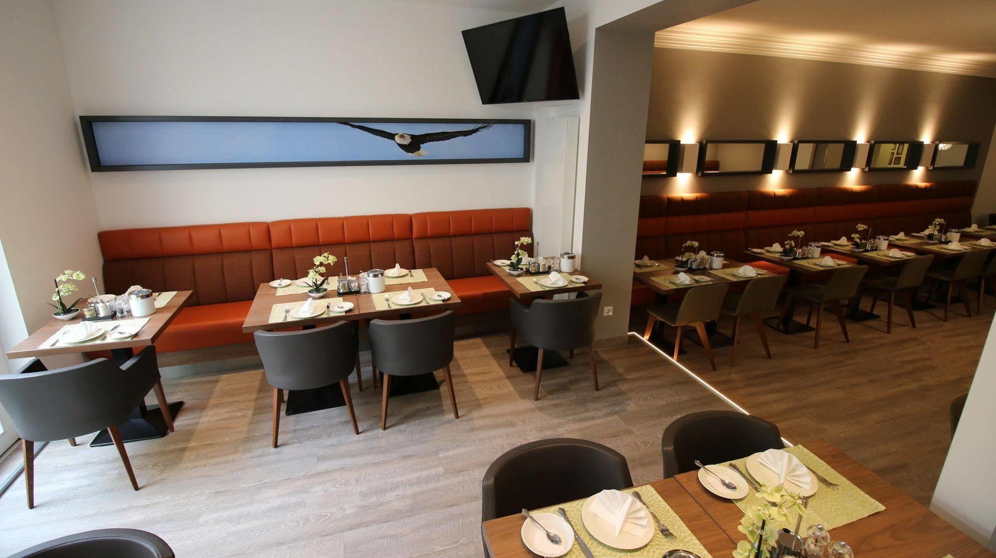Hotel Zum Adler Bonn Ngoại thất bức ảnh