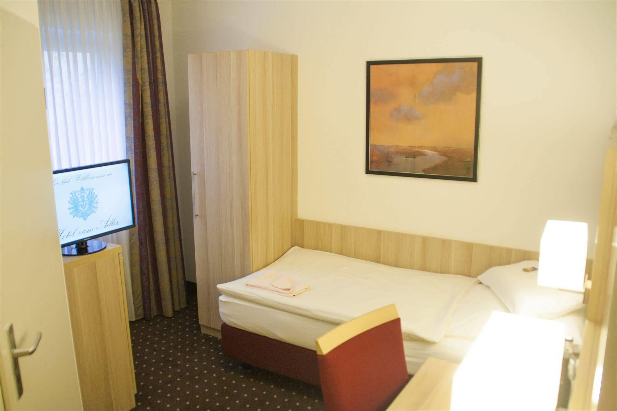 Hotel Zum Adler Bonn Ngoại thất bức ảnh