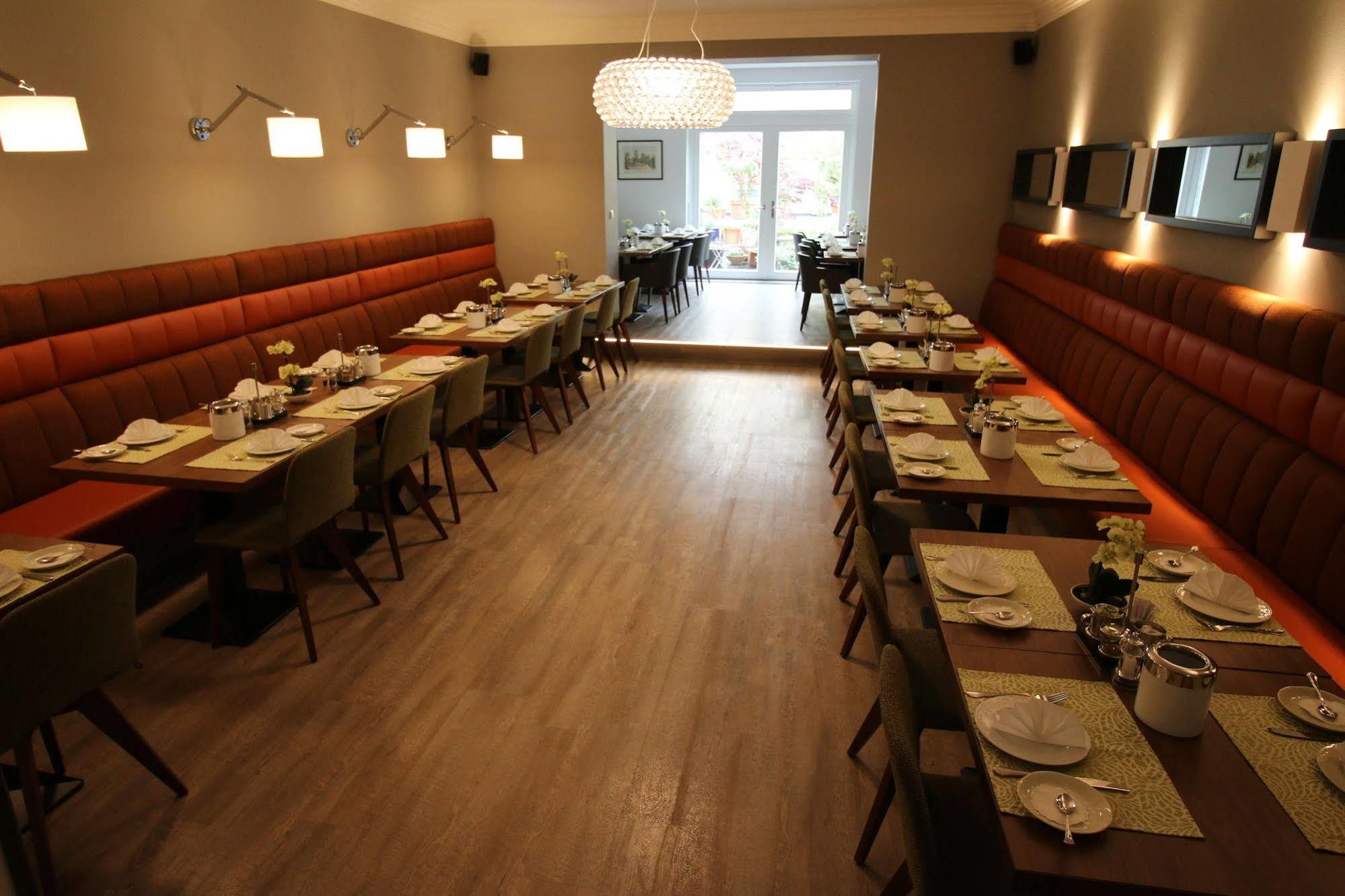 Hotel Zum Adler Bonn Ngoại thất bức ảnh